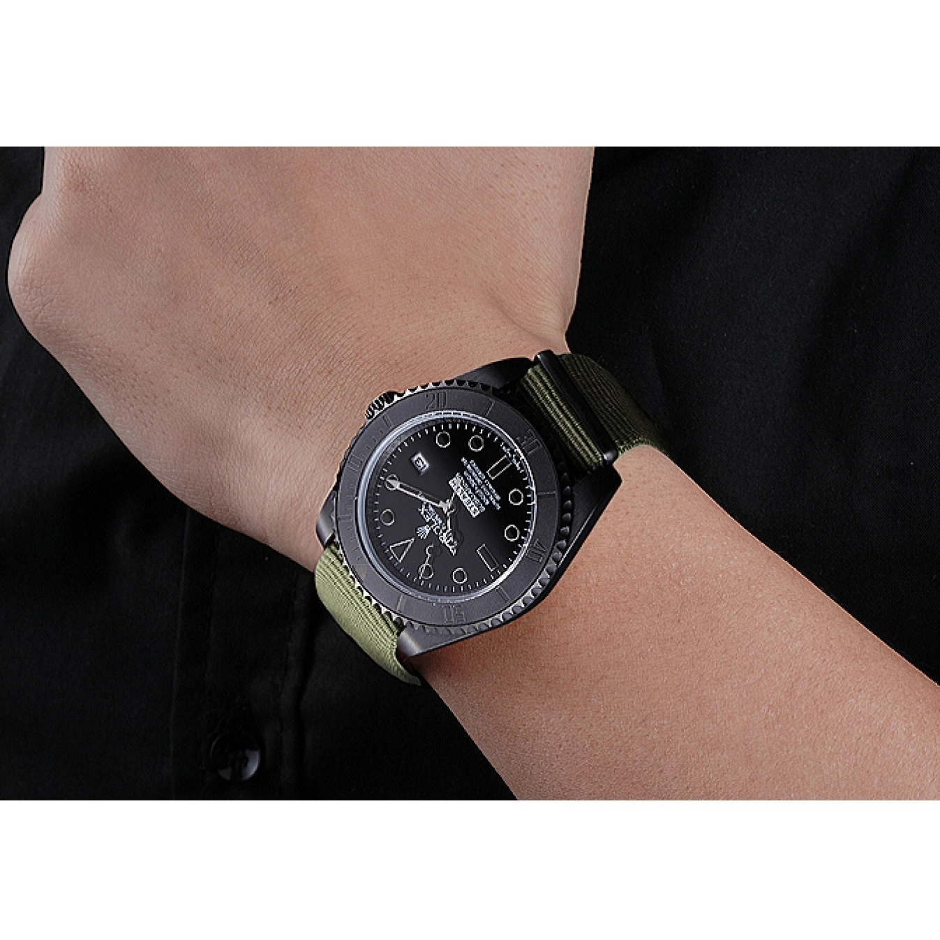 Aaa replica Rolex 621995 Stealth Submariner Olive 0824
